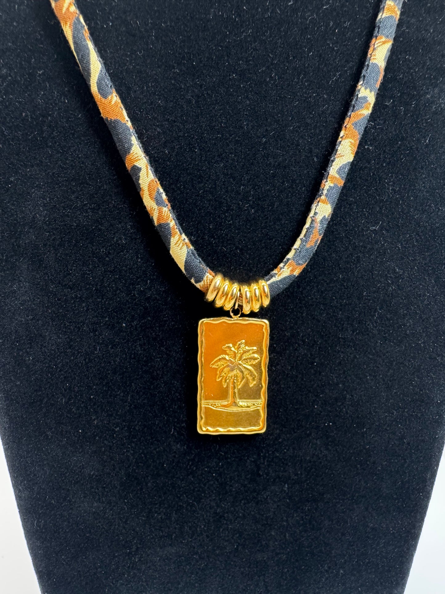 Leopard Love Necklace