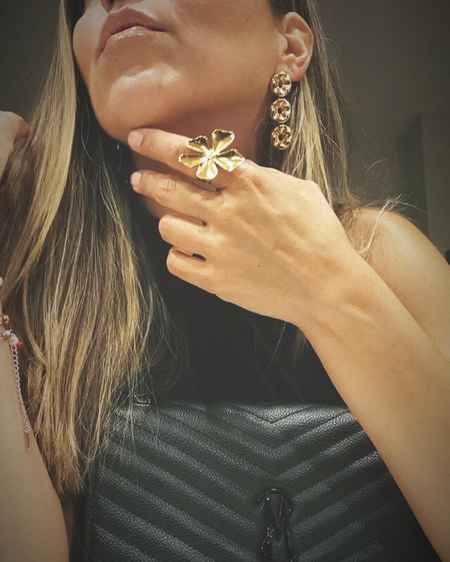 Flower ring