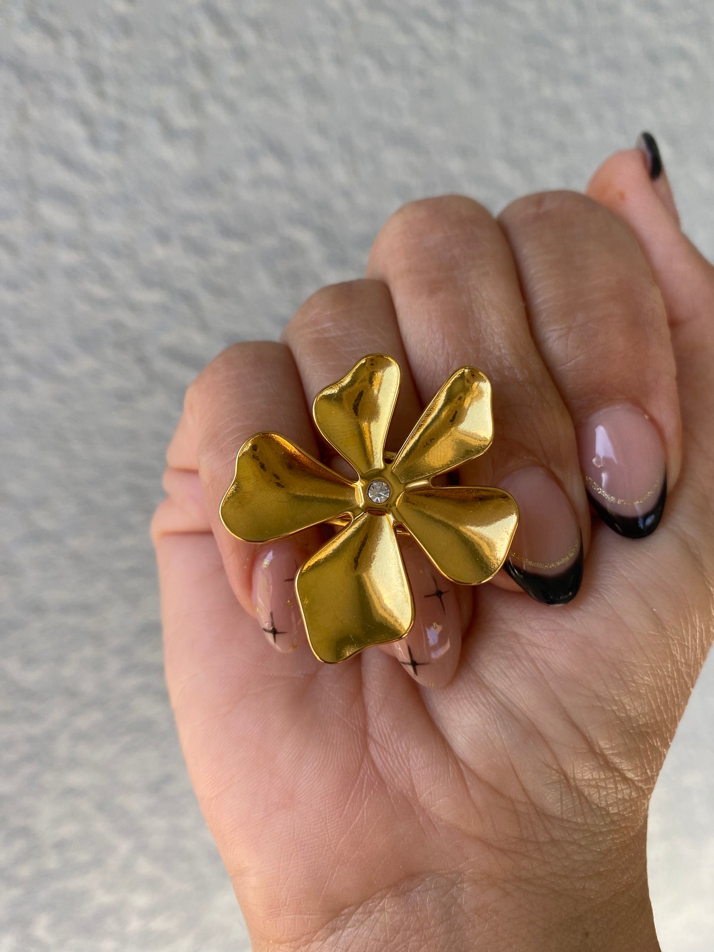 Flower ring